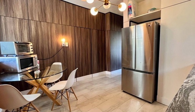 4B/1BA Cozy Eclectic House