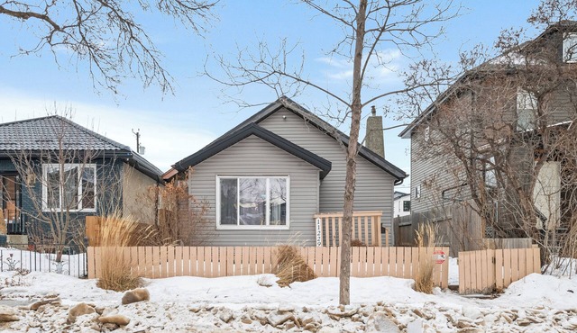 5 Mins Walk to Royal Alex, LRT, Com.W Stadium & DT! Family-Sized Entire House.