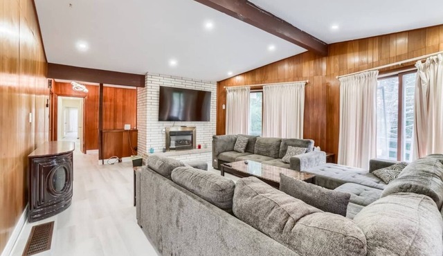 6 Acre Private Estate Home In Caledon Ontario!