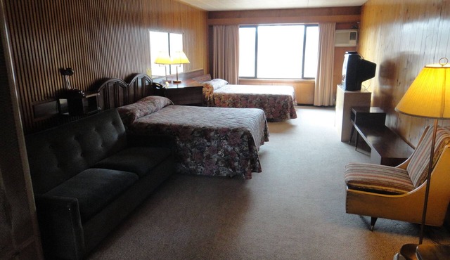 Airport Inn Motel & RV Park