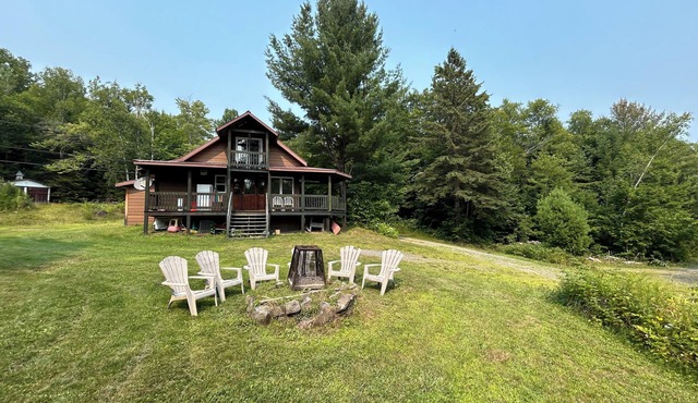 All-season cottage