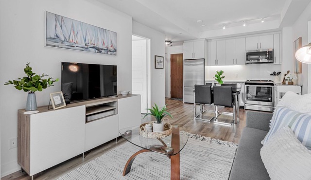 All Seasons Luxury Resort Condo at Friday Harbour Innisfil On