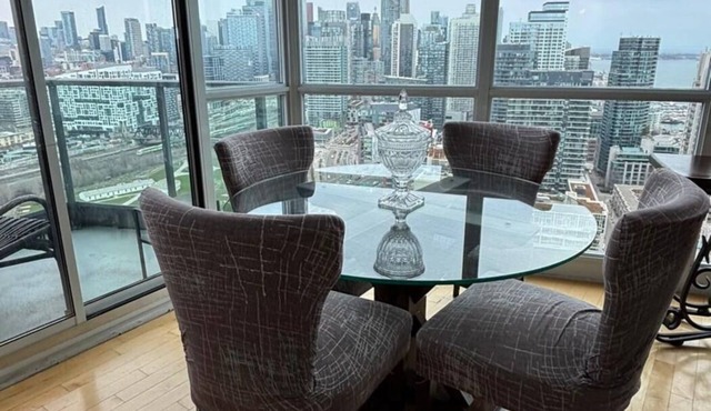 Amazing Location Waterfront Large 2 Bedroom Condo with Parking Gym Pool HotTub