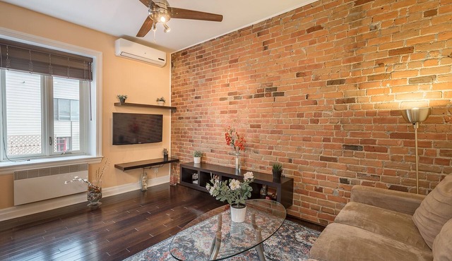 Apartment downtown Montreal 2 Beds 6H
