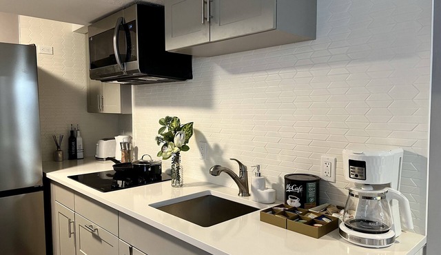 Apartment in the Prestigious Kiwanis Park Area