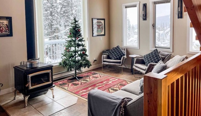Apex Mountain ~ Bluebird Lodge ~ A Peaceful Escape