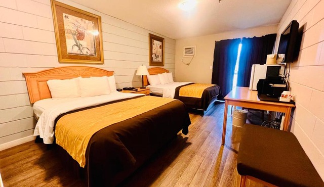 Armstrong Inn