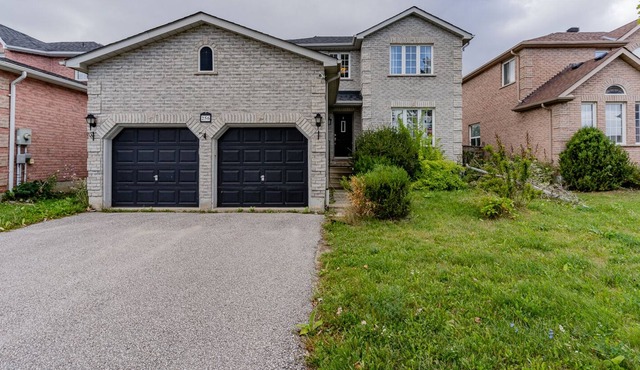 Barrie Downtown Cottage BBQ Patio Garden Sleeps10