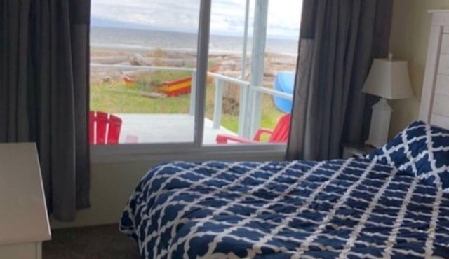 Beachfront Cabin 5