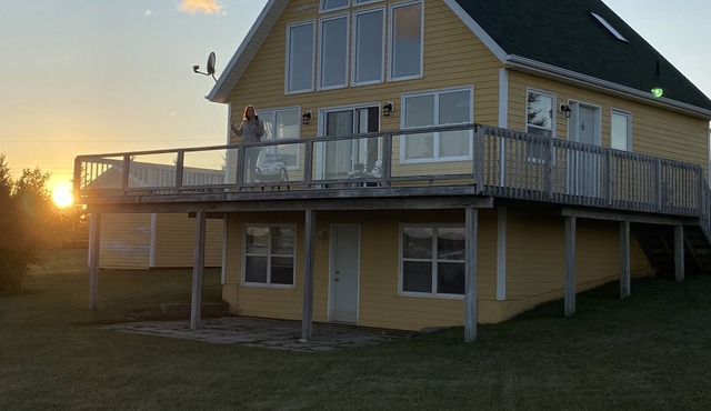 Beachfront property near National Park and golf