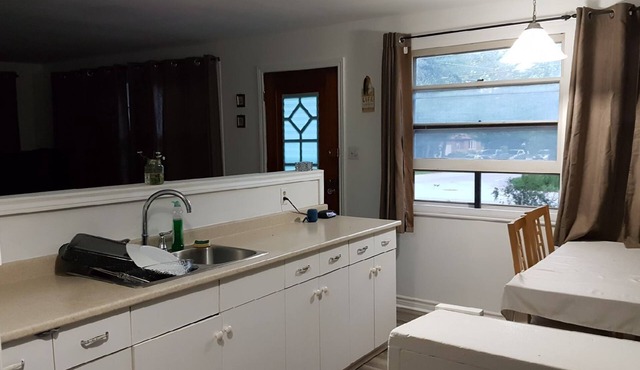 BEAUTIFUL RIVERFRONT HOUSE FOR RENT BOATING AND SKI SEASON