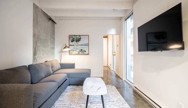 Beautiful Unit in Downtown Vancouver