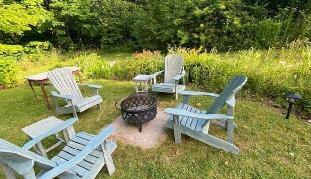 Beautiful Upgraded Home in Canning - Newly listedn