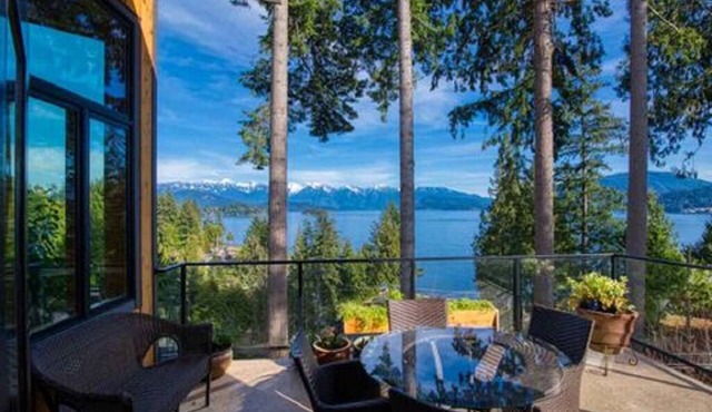 Beautiful view house with 3 bedrooms