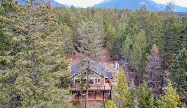 (Bed & Breakfast) ~ Private Mountain Dream Retreat