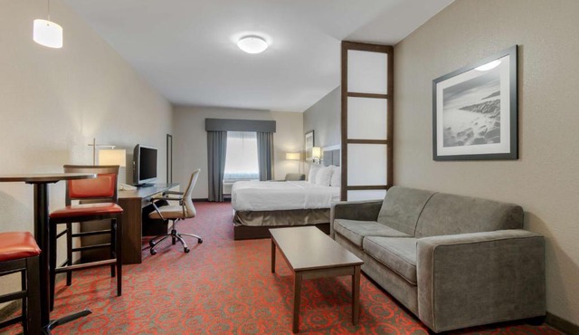 Best Western Plus Eastgate Inn & Suites