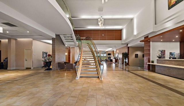Best Western Plus Orangeville Inn & Suites