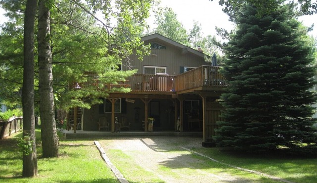 Blue Mountain - Chalet Getaway 4 Seasonal Escape