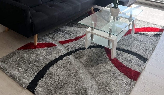 Brand New Condo | 1 Min From Subway & Bus Stop