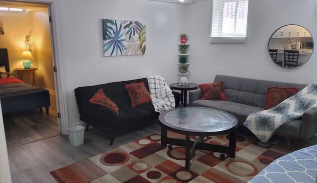 Brand New Guest Suite near 407/401 Airport