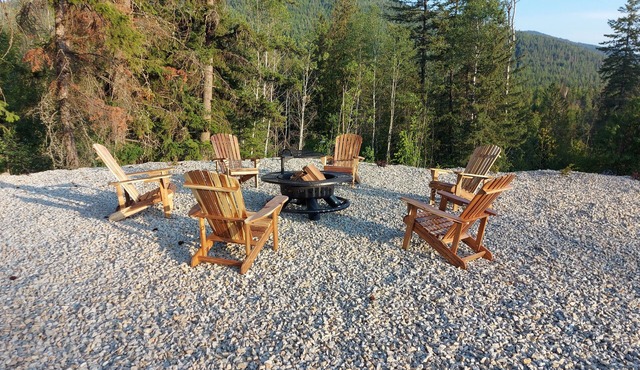 Brand New Retreat Near Silverstar Mtn Resort
