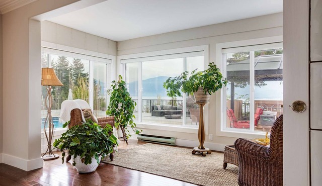 Bright & Breezy Estate Home Nestled in Nature!
