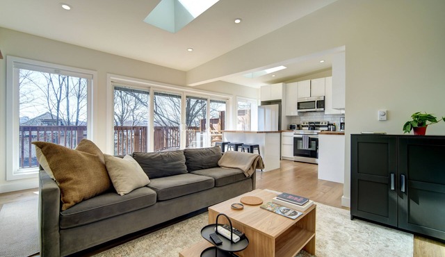 Bright, Modern Suite in the Heart of Downtown Dartmouth!