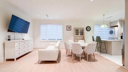 Bright new 5BR Kerrisdale House