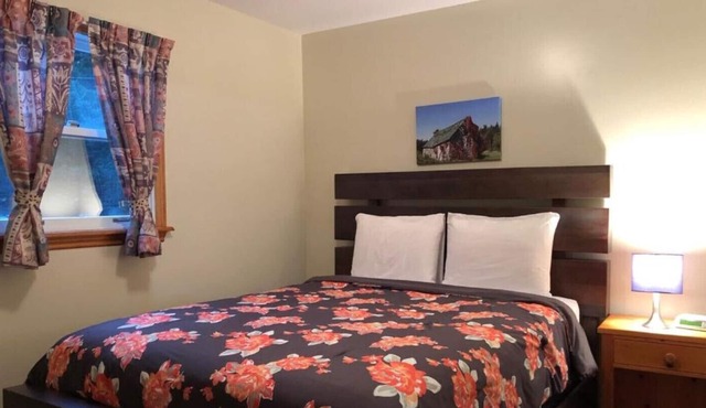 By The Bay Cottages in Stanhope! - Superior two Bedroom Executive Cottage #13
