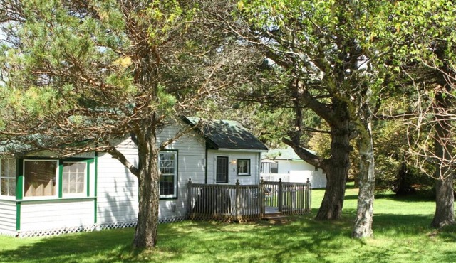 By The Bay Cottages in Stanhope! - Two Bedroom Heritage Cottage #9