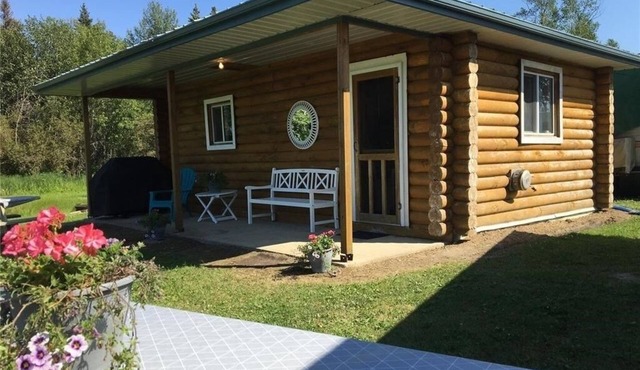 Cabin #2 - 2 Bedroom Cabin at Delaronde Resort