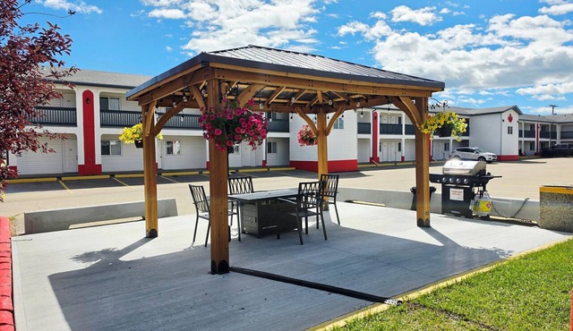 Canadian Motor Inn