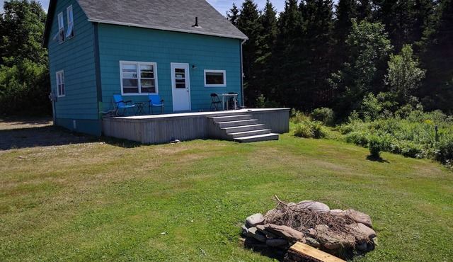 Cape Breton Oceanfront, Mountain/Sunset Views, Private Beach, Fiber Internet
