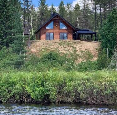Chalet bois rond, Spa, rivière & nature