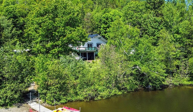 Chalet Le Ellie | 4SeasonSpa | BBQ | Lakeside & Kayaks