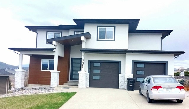 Charming 1-bedroom suite close to beaches in fabulous Vernon