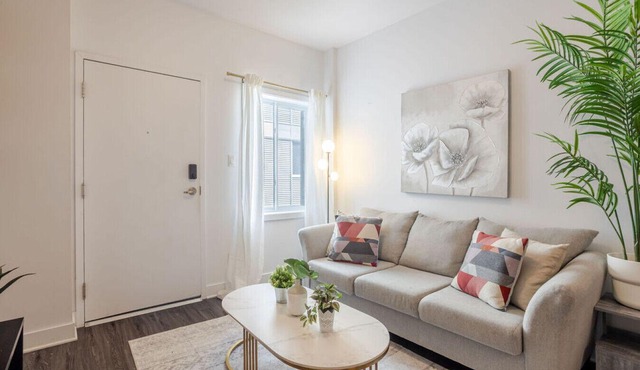 Charming condo in Downtown Montreal