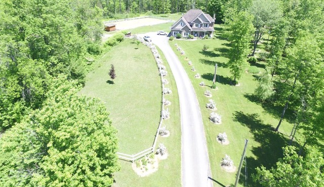 Charming Country home across the road from Lake Memphremagog