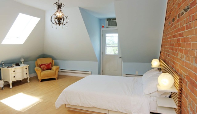 Charming Loft w/Skylight & Balconies!