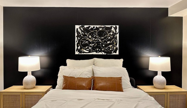City & Mountain Garden Stay