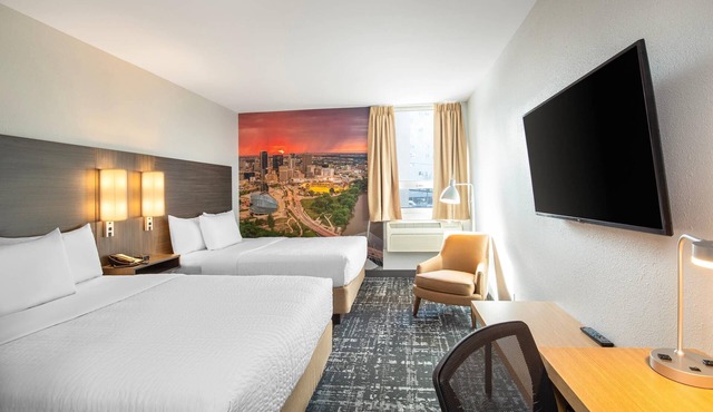 Clarion Pointe
