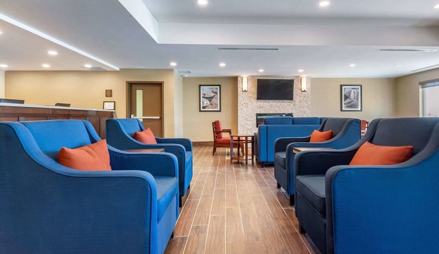 Comfort Inn & Suites