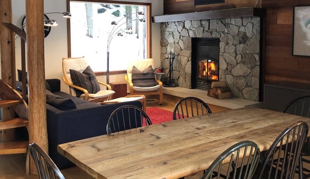 Comfortable 4-Bedroom Whistler Cabin
