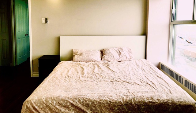 Condo 2 bedrooms in Town of Mont Royal
