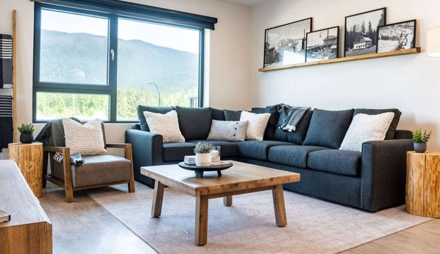Condo with Hot Tub-Ghost Peak