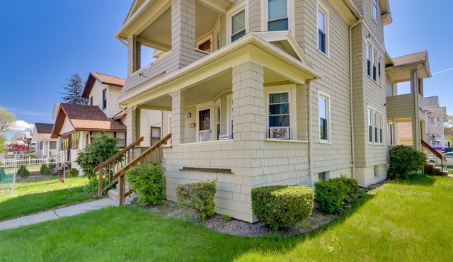 Convenient Springfield Apartment 3 Mi to Downtown!