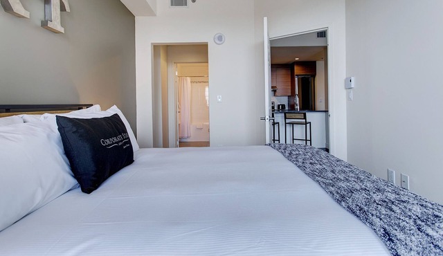 Corporate Stays | Le V | Modern Studio
