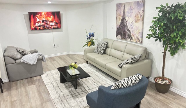 Cosy basement apartment