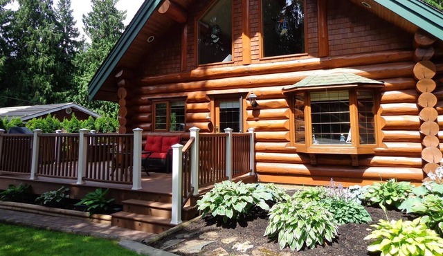 Cottage by the lake