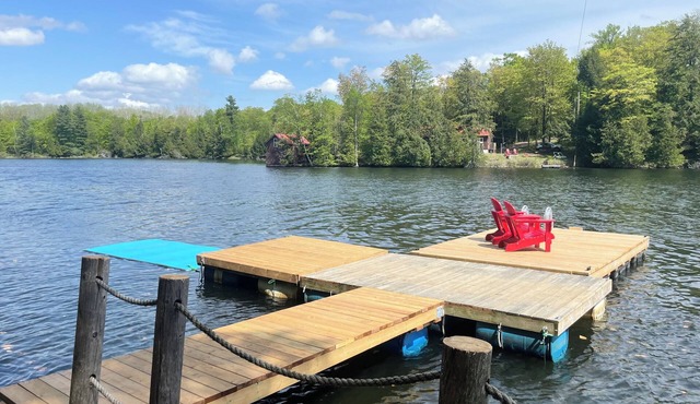 Cottage on Bobs Lake